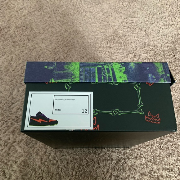 Air Omi Kiy Low 1 Size 12 New Halloween - Picture 9 of 9